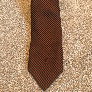 Chocolate Brown Lion Tie - Silk